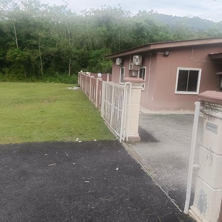 Aliza Scawa Homestay Kuala Pilah Esterno foto