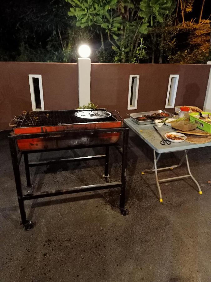 Aliza Scawa Homestay Kuala Pilah Esterno foto